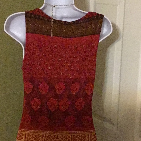 Dress - Picture 2 of 8